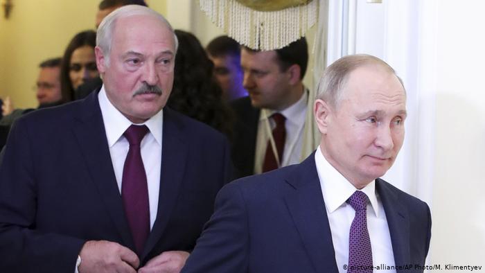 Александр Лукашенко и Владимир Путин - президенты Беларуси и России