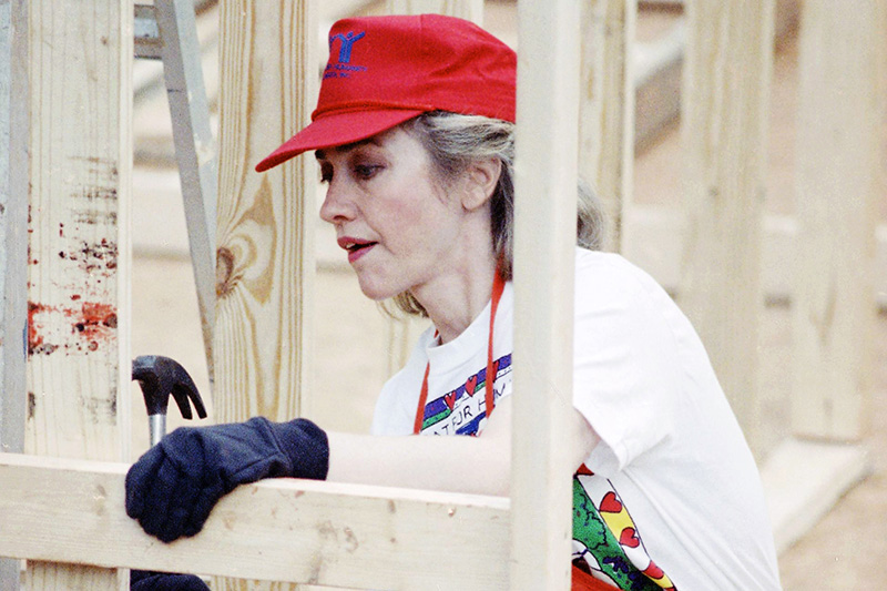 Hillary Rodham Clinton helps with the framing of a Habitat for Humanity house in Atlanta Wednesday, August 19, 1992 during a campaign stop with her husband, Democratic presidential candidate Gov. Bill Clinton. Former President Jimmy Carter and his wife Rosalynn joined the Clintons and vice-presidential candidate Sen. Al Gore with his wife Tipper on the project. (AP Photo/Bill Haber)